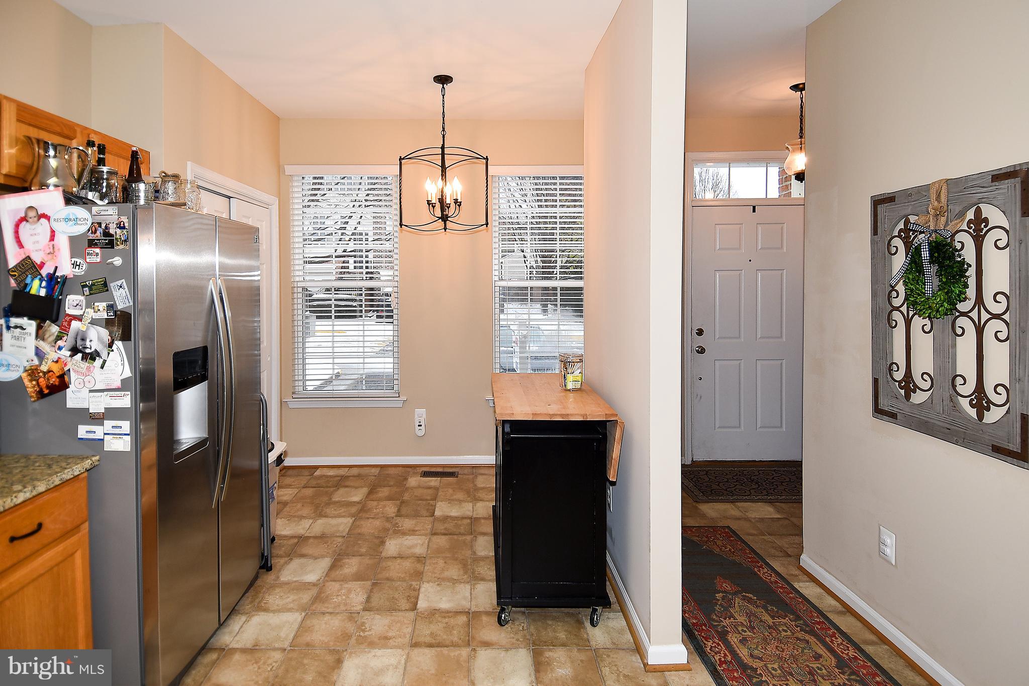 11471 Heritage Commons Way Reston, VA 20194 - Photo 6 of 28 Kitchen