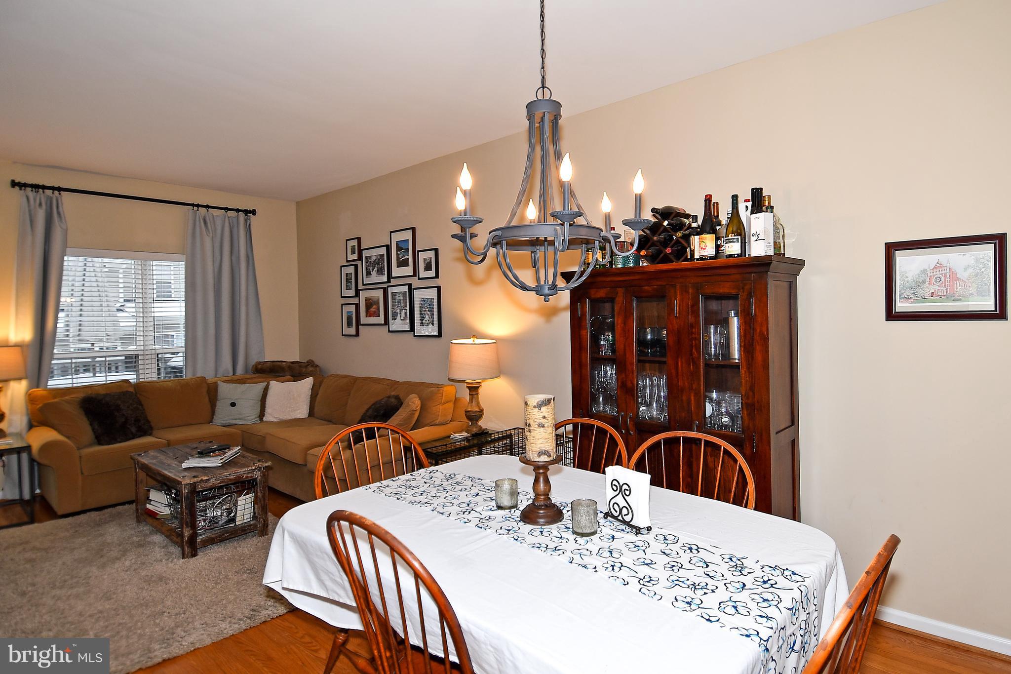 11471 Heritage Commons Way Reston, VA 20194 - Photo 7 of 28 Dining
