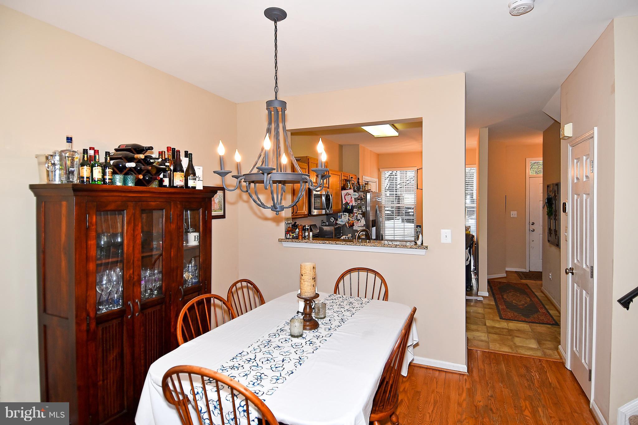 11471 Heritage Commons Way Reston, VA 20194 - Photo 8 of 28 Dining