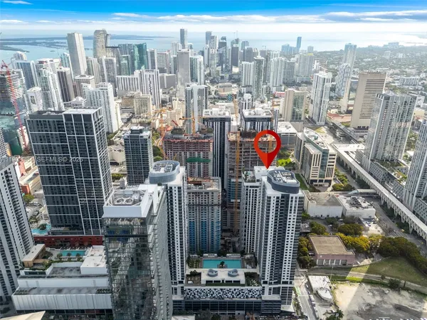 $990,000 | 11 Northeast 6th Street, Unit 1607, Miami, FL 33132