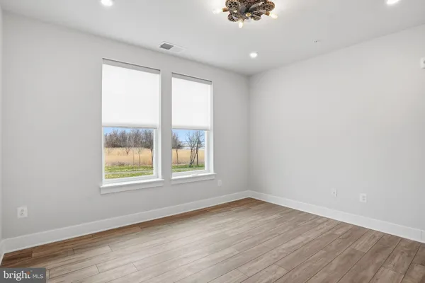 $539,000 | 111 Marshgrass Way, Unit 22, Chester, MD 21619