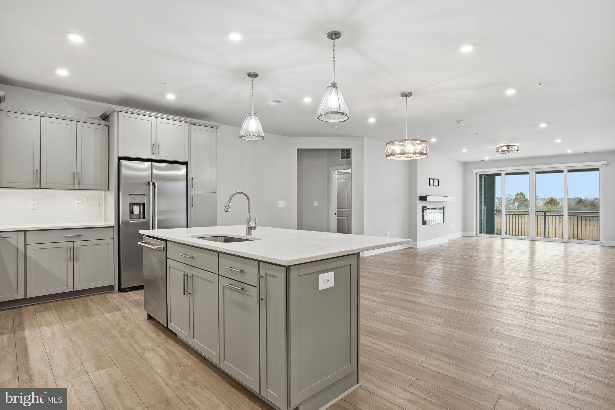 111 Marshgrass Way, Unit 22 Chester, MD 21619 - Photo 4 of 102