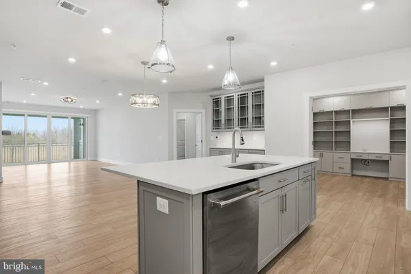 $539,000 | 111 Marshgrass Way, Unit 22, Chester, MD 21619