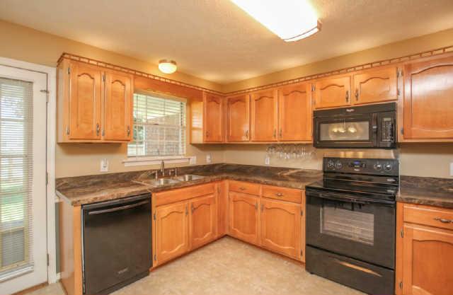 5003 Sam Davis Road Smyrna, TN 37167 - Photo 10 of 19 Gallery Image 10