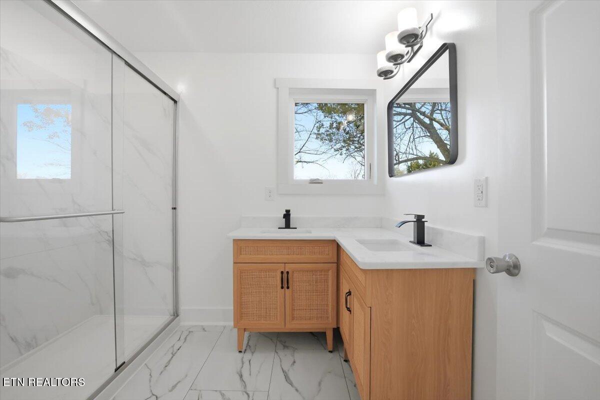 743 Garrett Road Dandridge, TN 37725 - Photo 13 of 40 42-743_Garrett_Rd_031