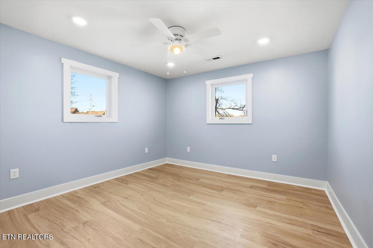 743 Garrett Road Dandridge, TN 37725 - Photo 14 of 40 44-743_Garrett_Rd_033