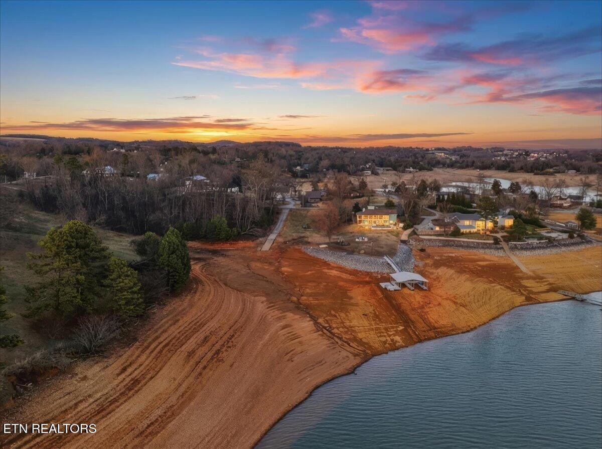 743 Garrett Road Dandridge, TN 37725 - Photo 16 of 40 04-Twilight4