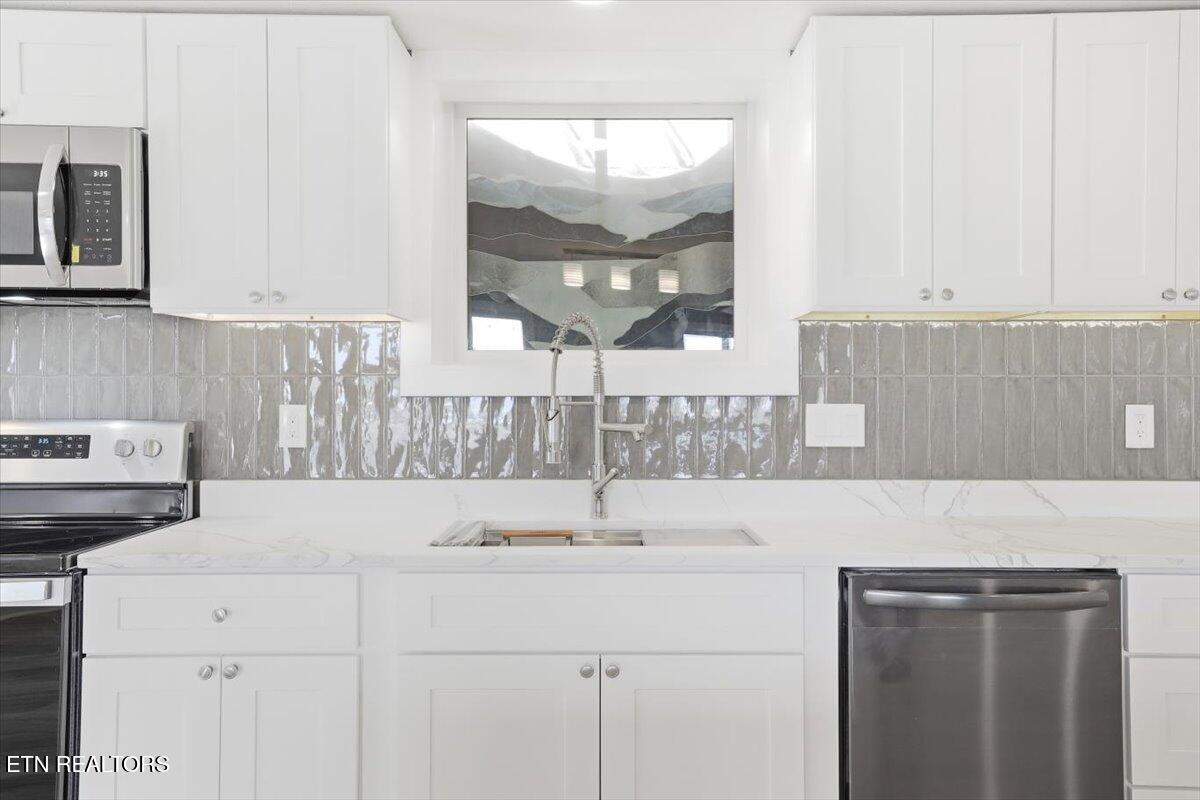 743 Garrett Road Dandridge, TN 37725 - Photo 30 of 40 27-743_Garrett_Rd_016