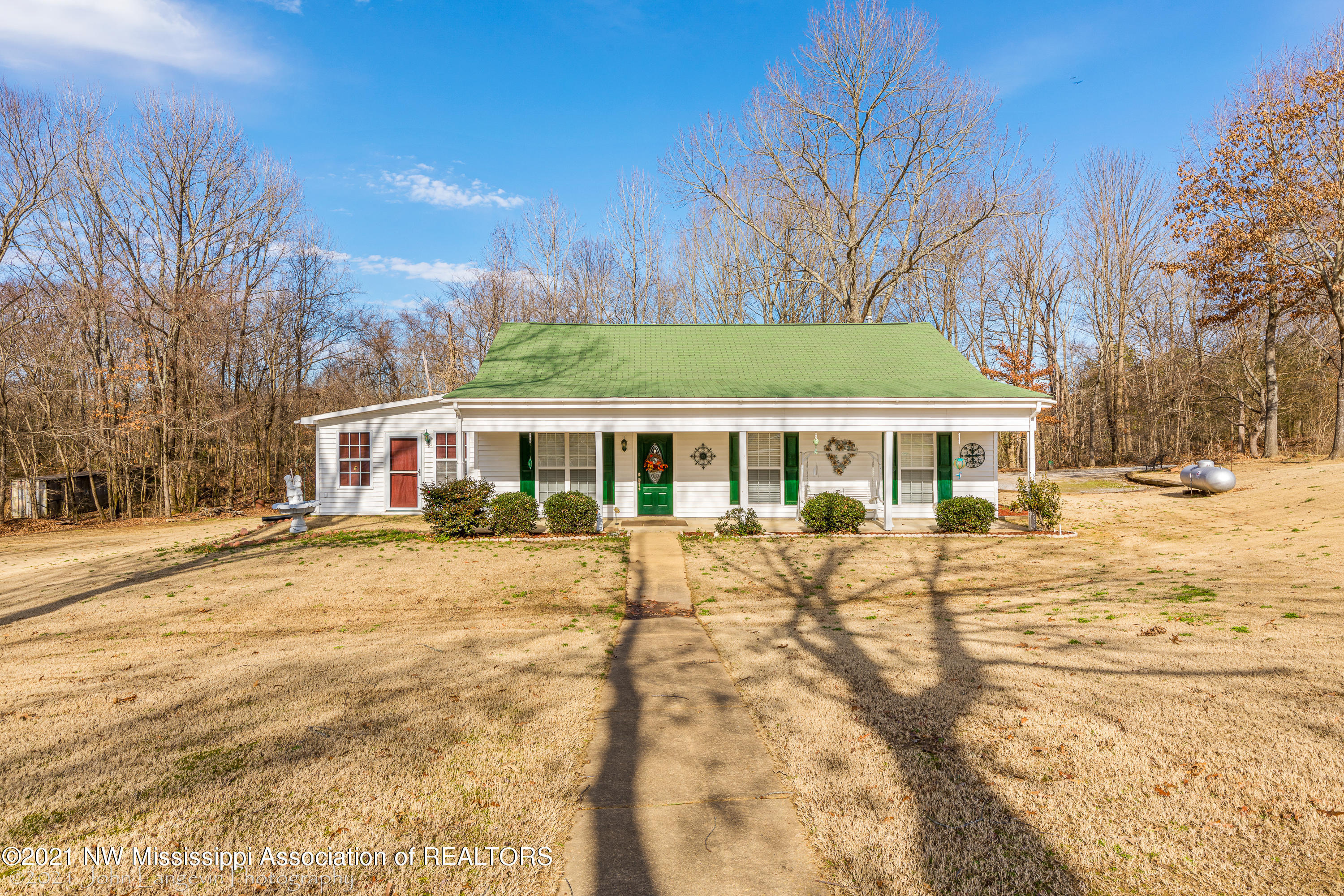 5635 Massey Road Hernando, MS 38632 - Photo 2 of 45 5635 Massey Road-Exterior-7
