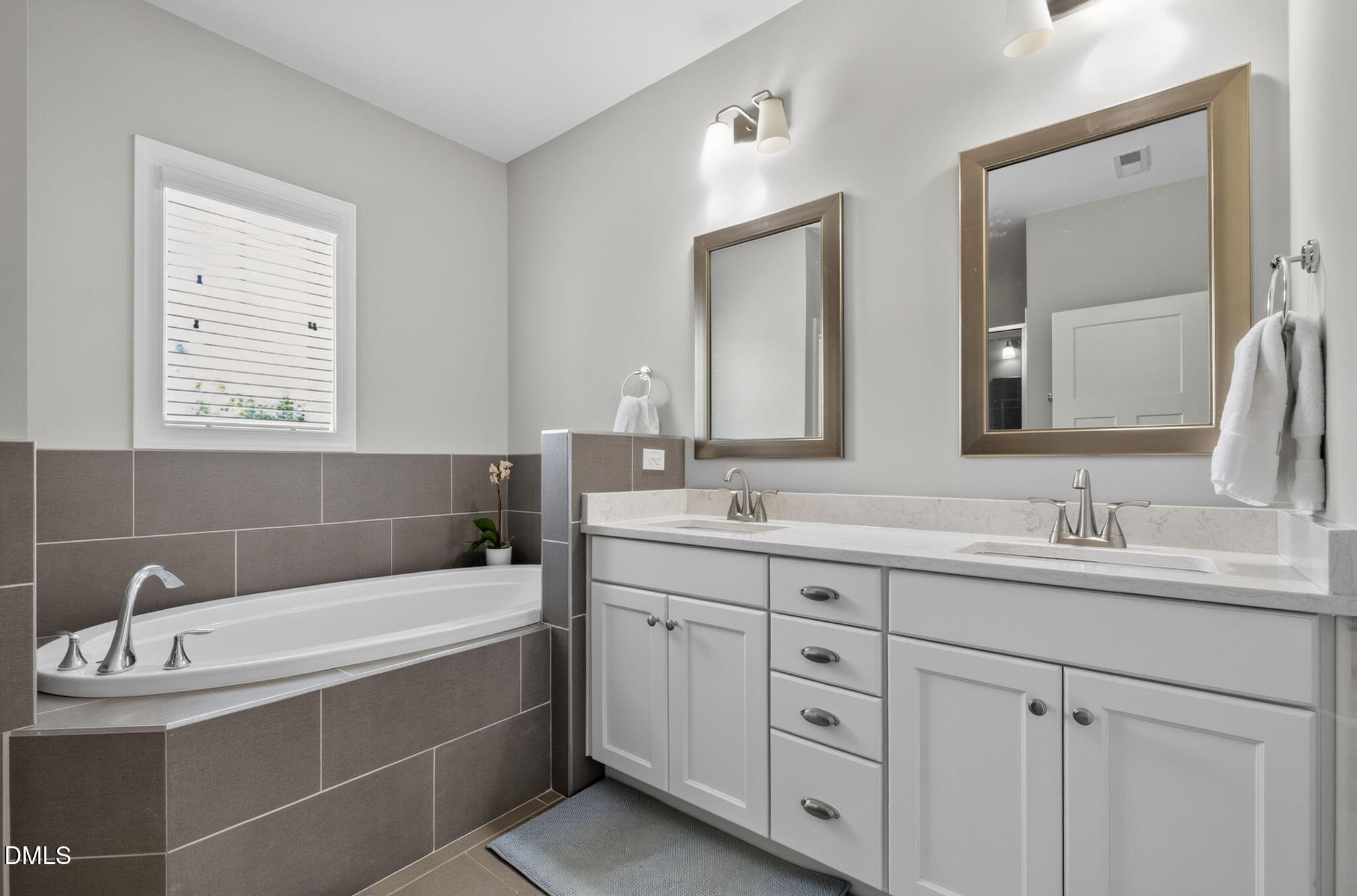 5017 Centerbud Place Raleigh, NC 27606 - Photo 22 of 33 27-web-or-mls-5017 Centerbud Place -27