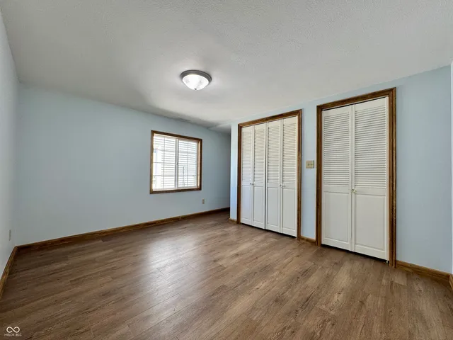 $680,000 | 11943 Hopkins Lane, Loogootee, IN 47553