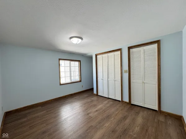 $654,900 | 11943 Hopkins Lane, Loogootee, IN 47553