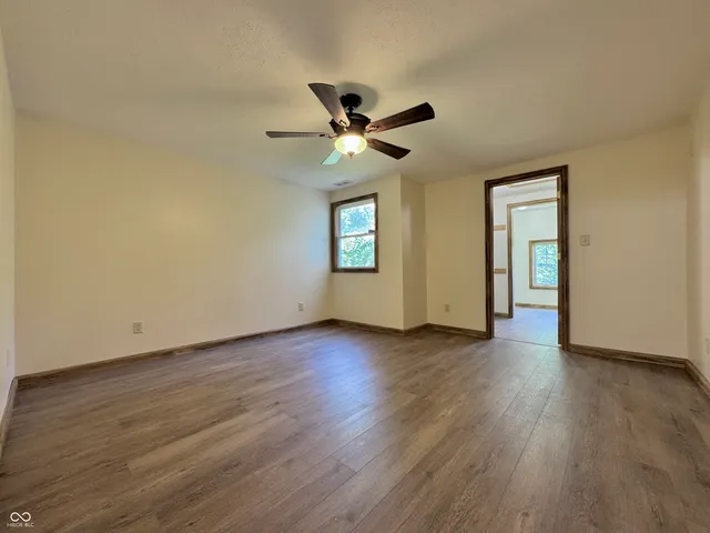 $680,000 | 11943 Hopkins Lane, Loogootee, IN 47553