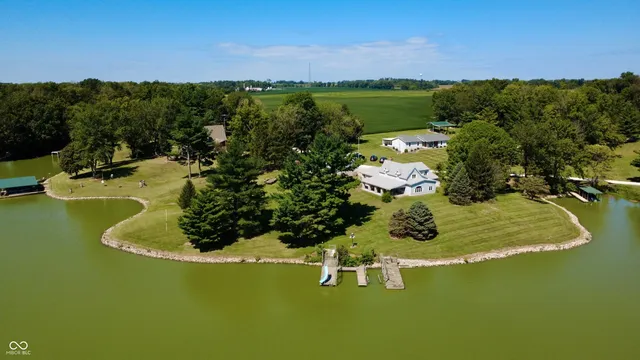 $680,000 | 11943 Hopkins Lane, Loogootee, IN 47553