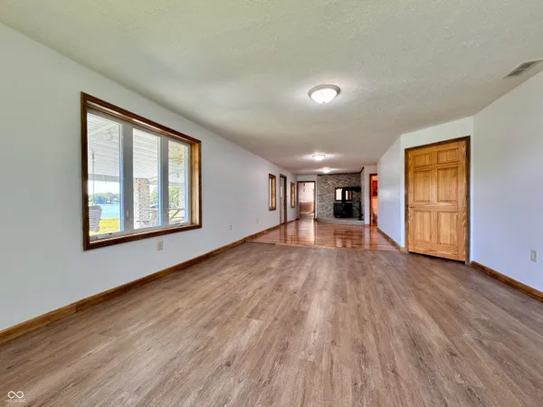 $654,900 | 11943 Hopkins Lane, Loogootee, IN 47553