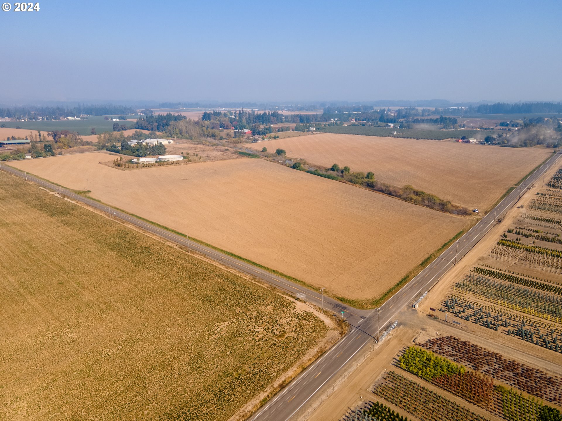 22892 Schultz Road Northeast Aurora, OR 97002 - Photo 23 of 42 an aerial view of a ocean