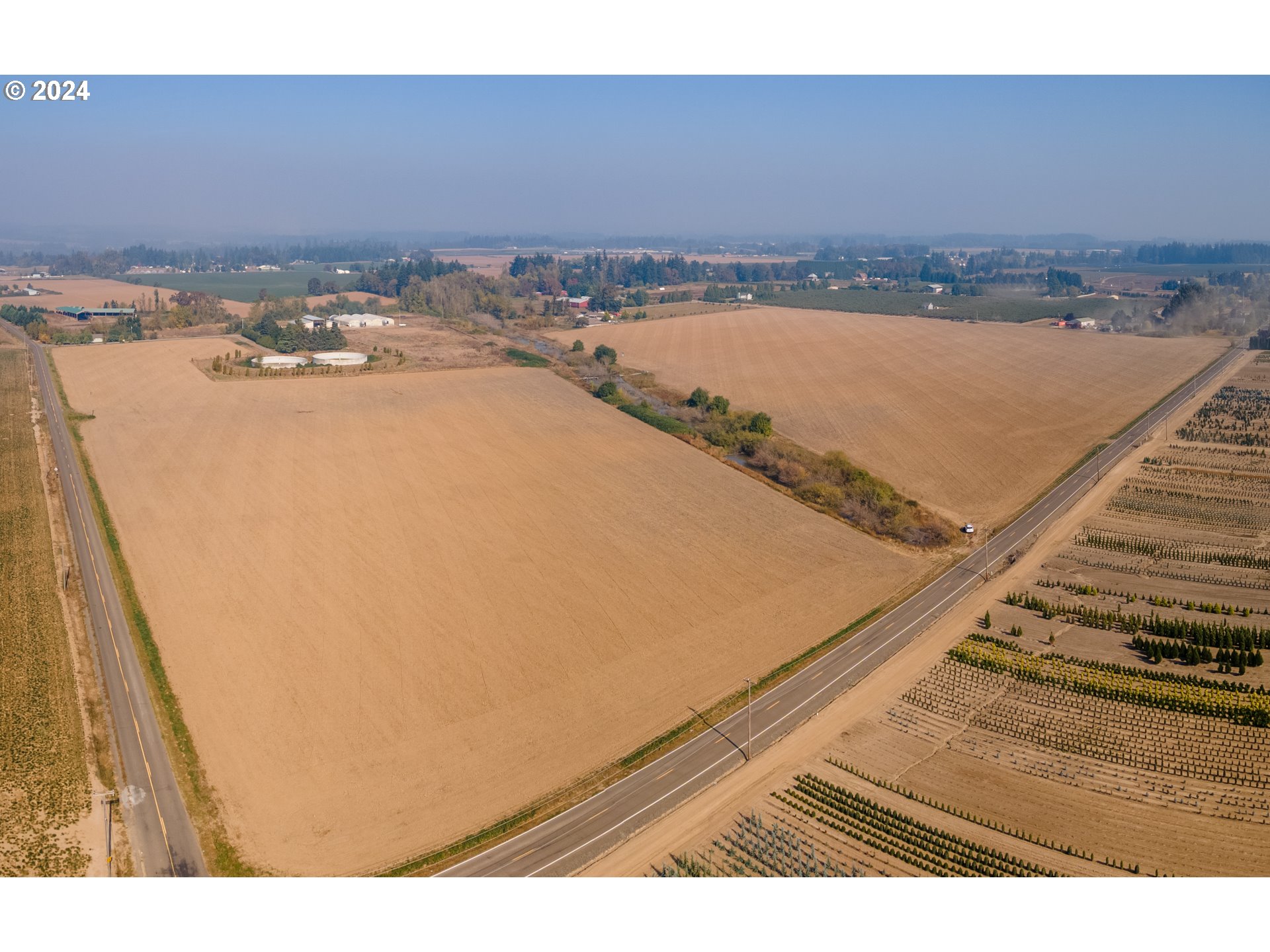 22892 Schultz Road Northeast Aurora, OR 97002 - Photo 27 of 42 a view of an ocean and beach