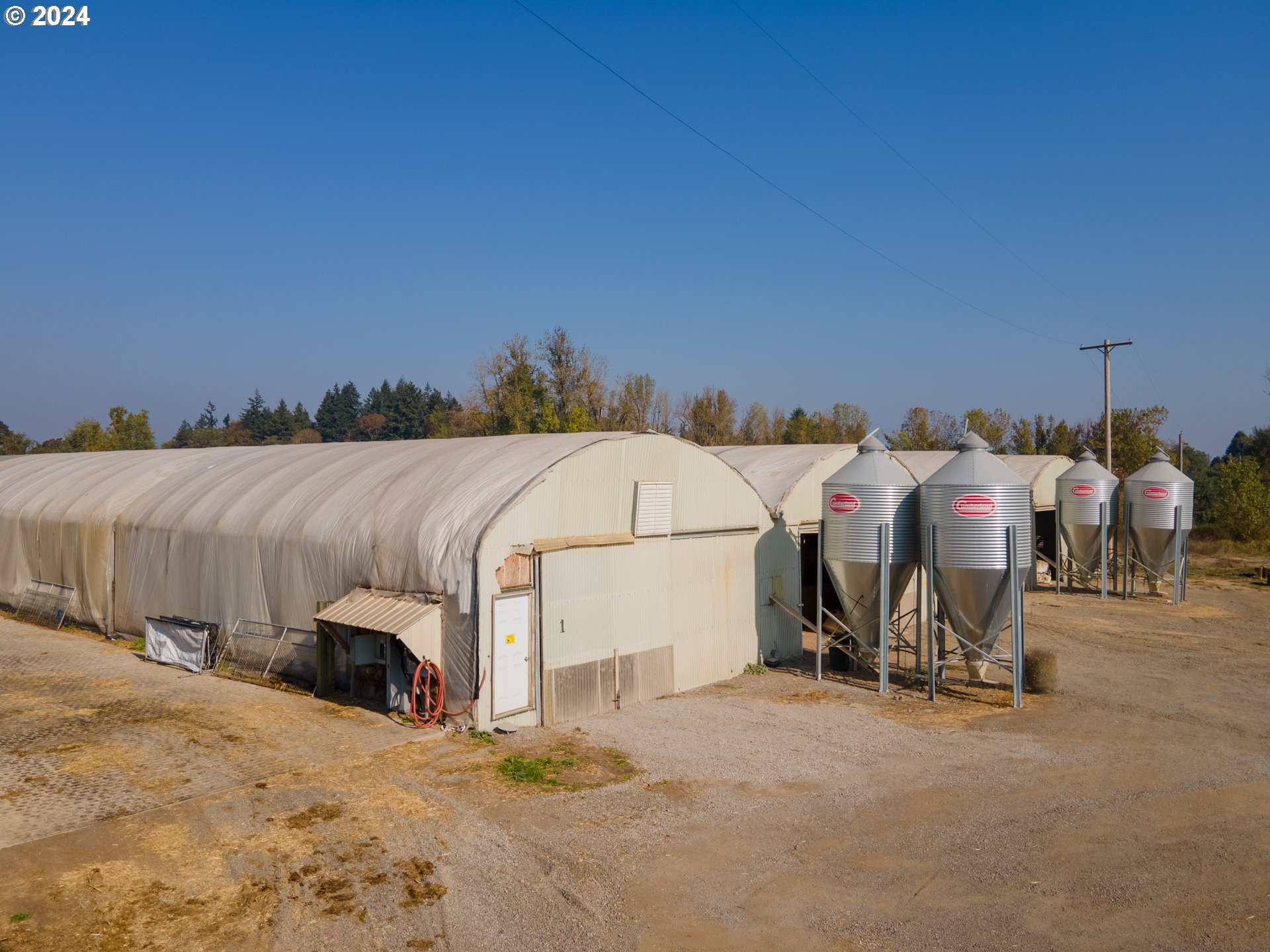 22892 Schultz Road Northeast Aurora, OR 97002 - Photo 37 of 42 a view of a outdoor space