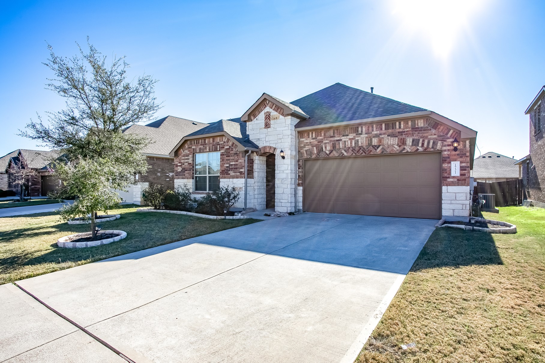 1721 Elaina Loop Leander, TX 78641 - Photo 3 of 28