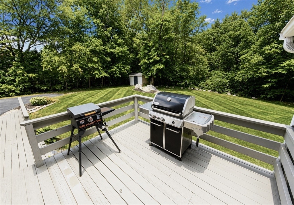 17 Fox Run Road Medway, MA 02053 - Photo 7 of 31 Gallery Image 7