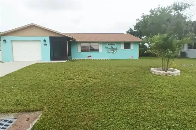 $2,300 | 305 Hammock Terrace, Venice, FL 34293