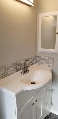 $2,300 | 305 Hammock Terrace, Venice, FL 34293