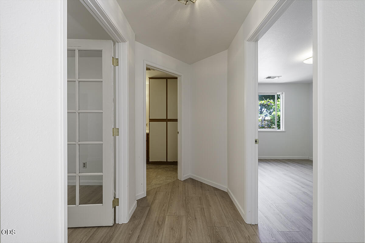 445 Midway Road Medford, OR 97501 - Photo 15 of 33