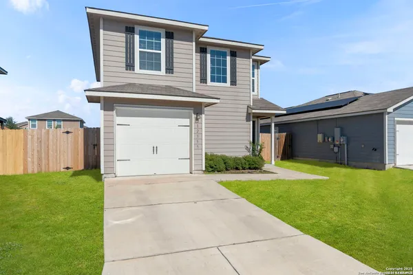 $1,400 | 12355 Mahoney Mill, San Antonio, TX 78252