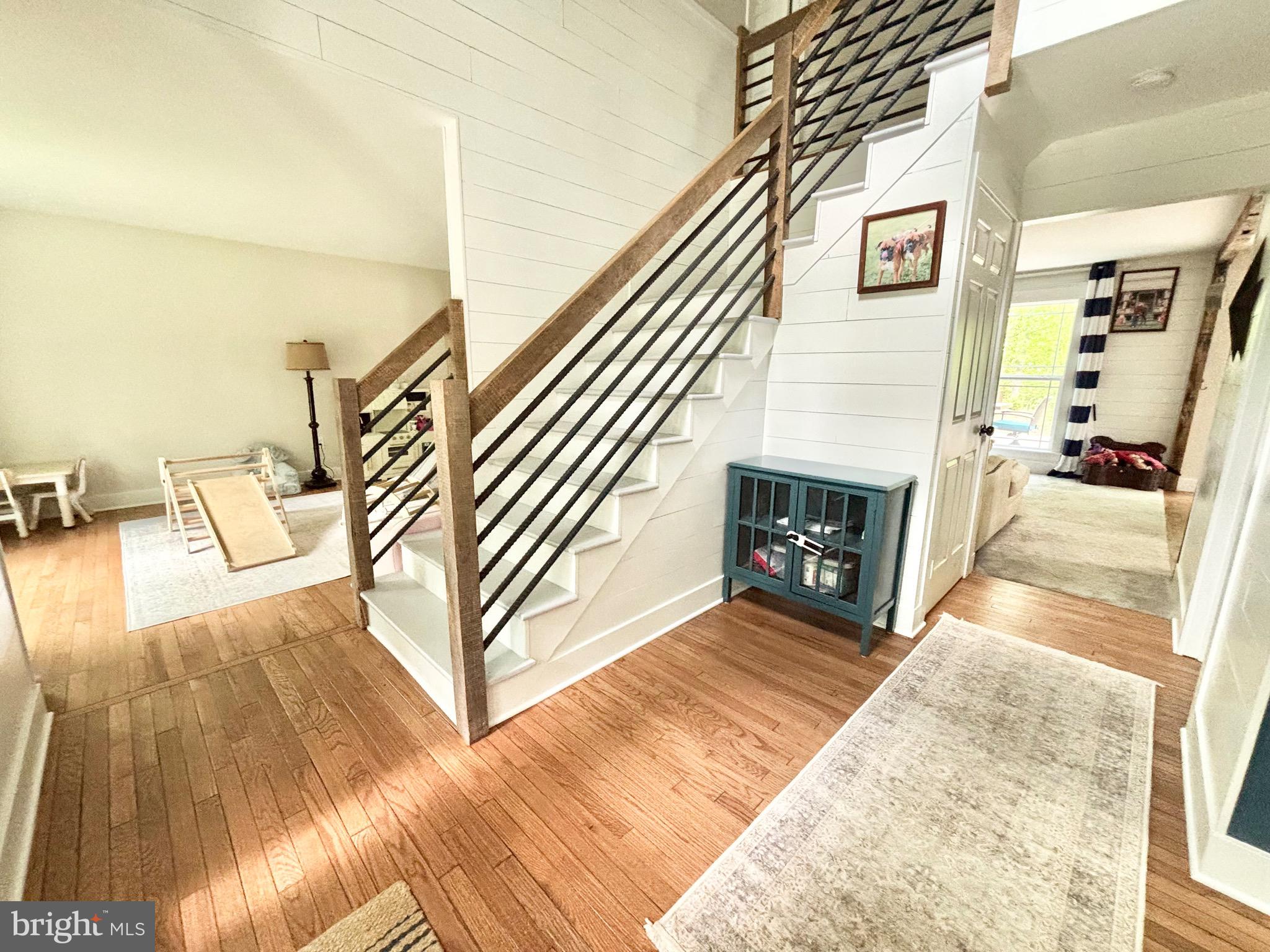 176 Embrey Mill Road Stafford, VA 22554 - Photo 5 of 51 Foyer