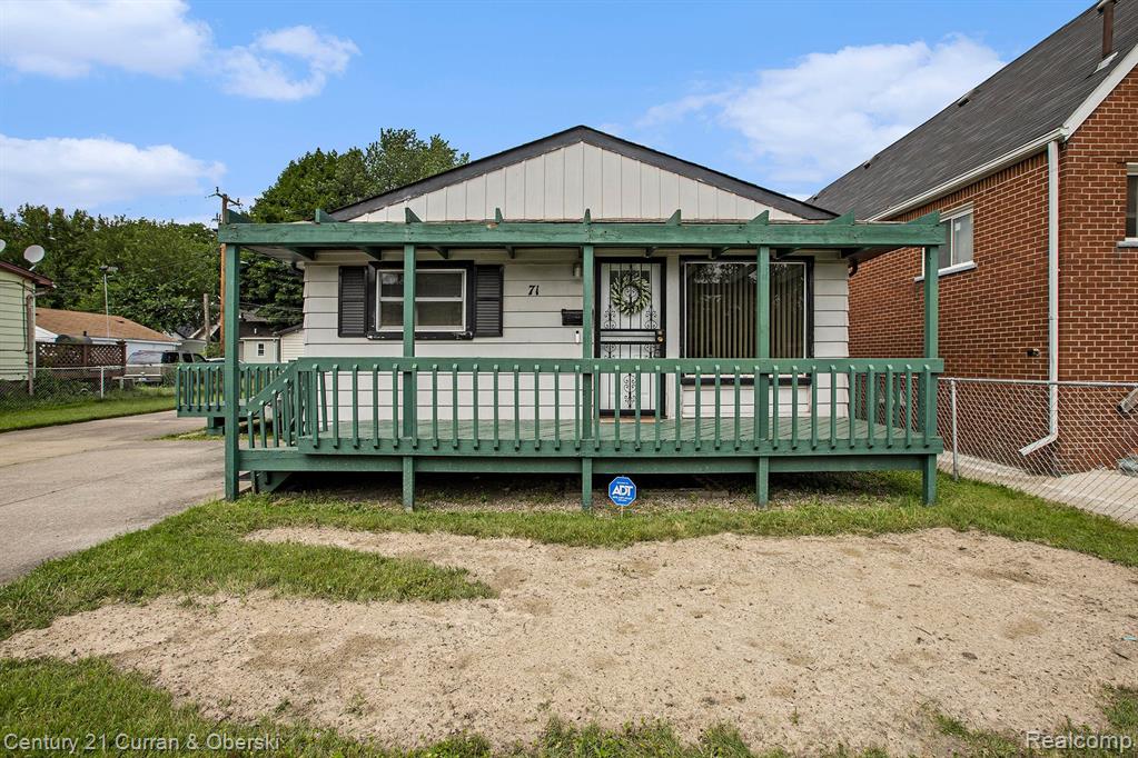 71 Orchard Street River Rouge, MI 48218 - Photo 1 of 16 Gallery Image 1