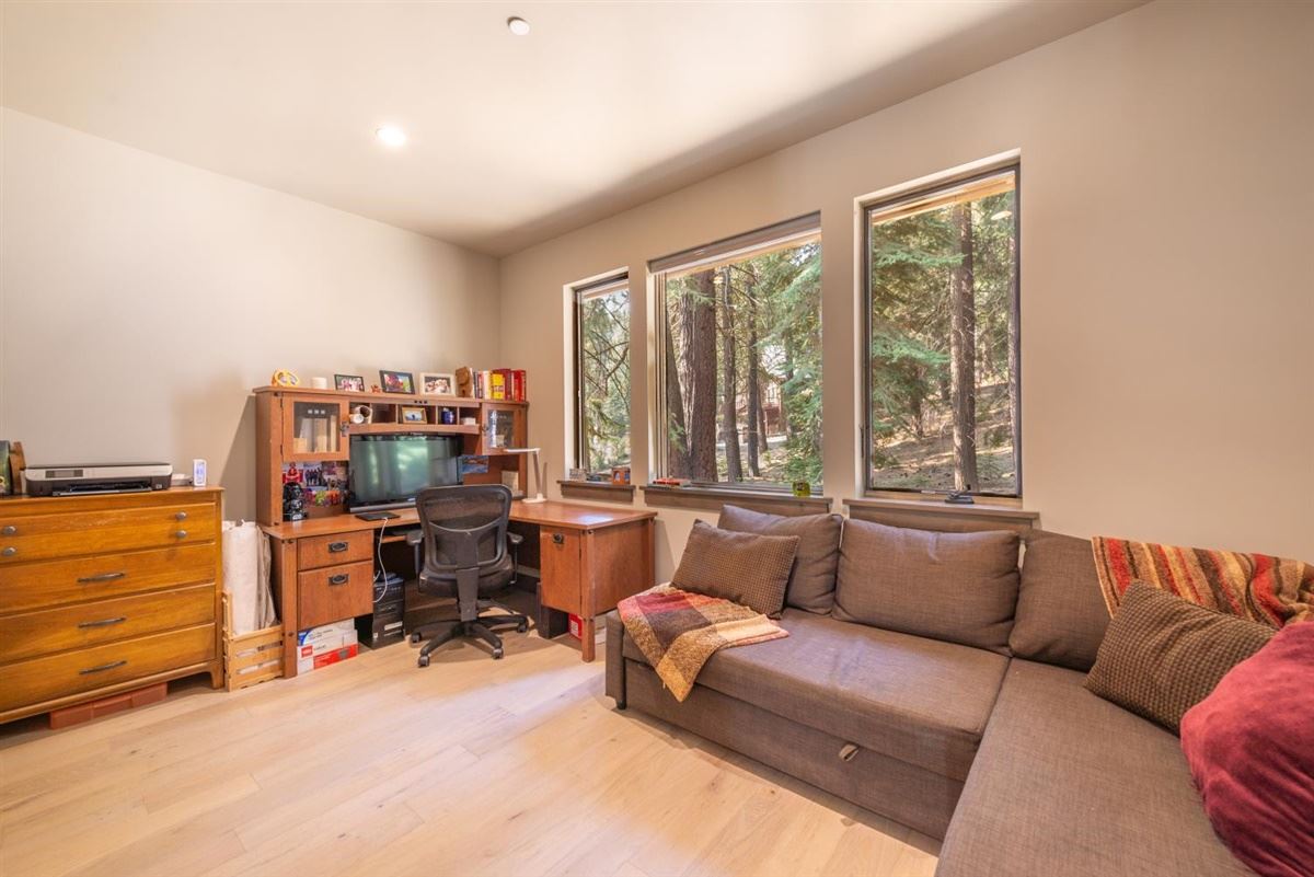 11290 China Camp Road Truckee, CA 96161 - Photo 15 of 21 Gallery Image 15