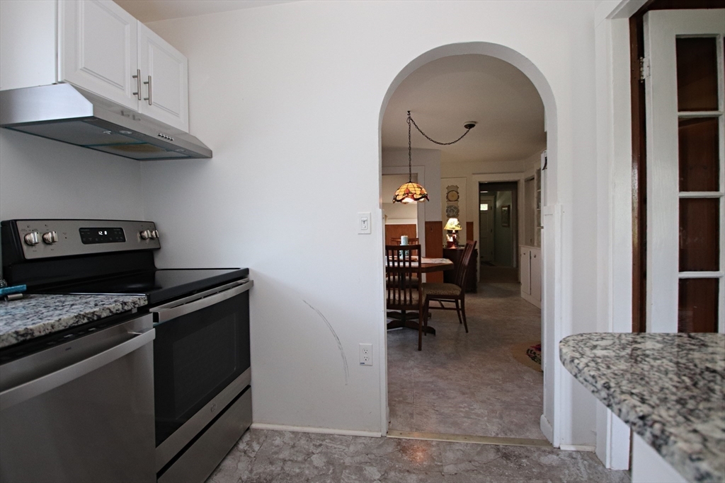 116 Main Street Saugus, MA 01906 - Photo 7 of 38