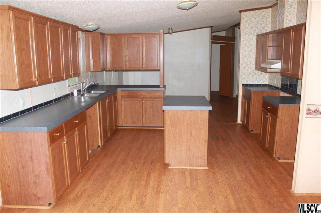 2627 Hickman Road Maiden, NC 28650 - Photo 5 of 11 Gallery Image 5