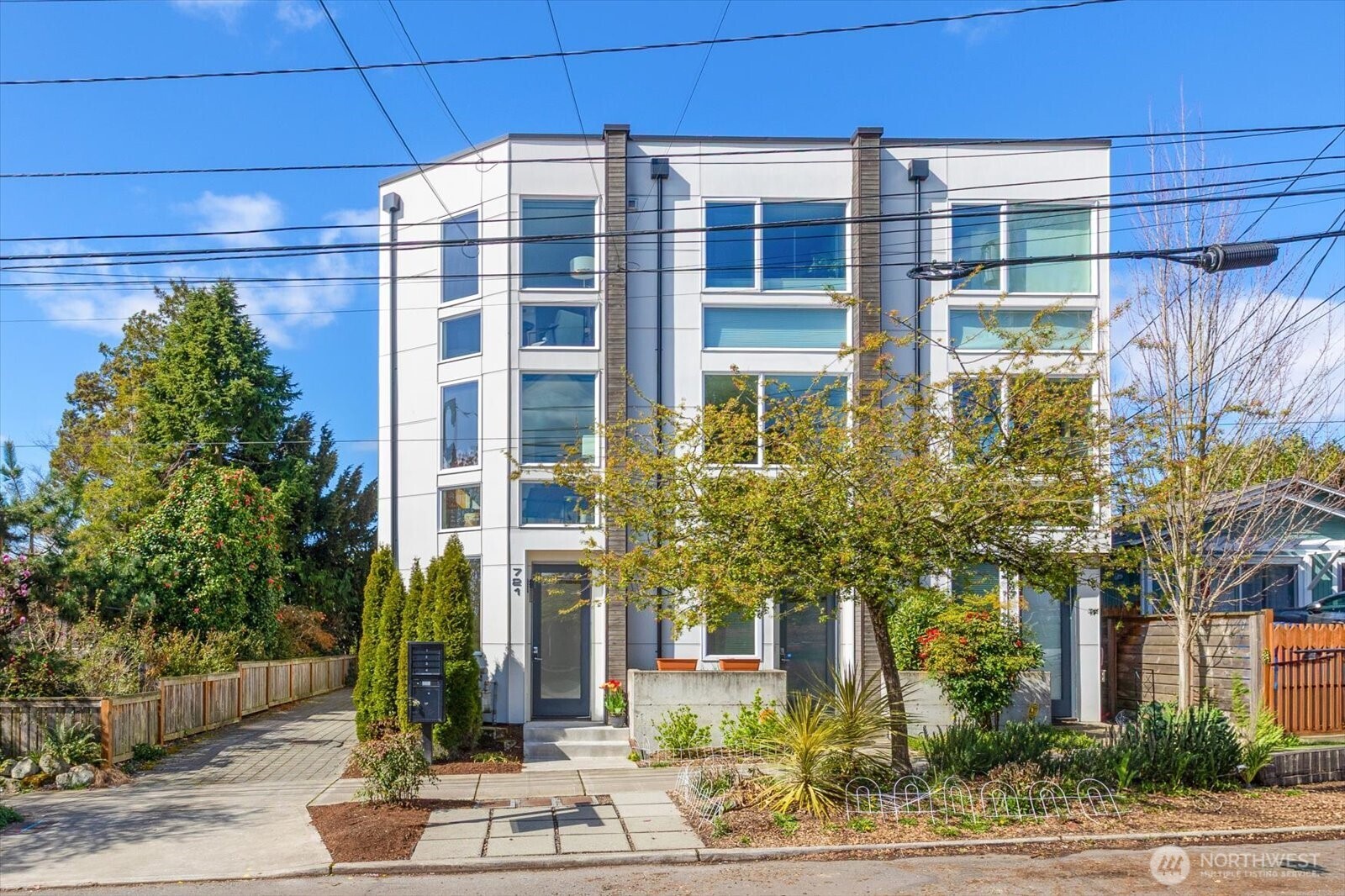 721 24th Avenue South Seattle, WA 98144 - Photo 1 of 30