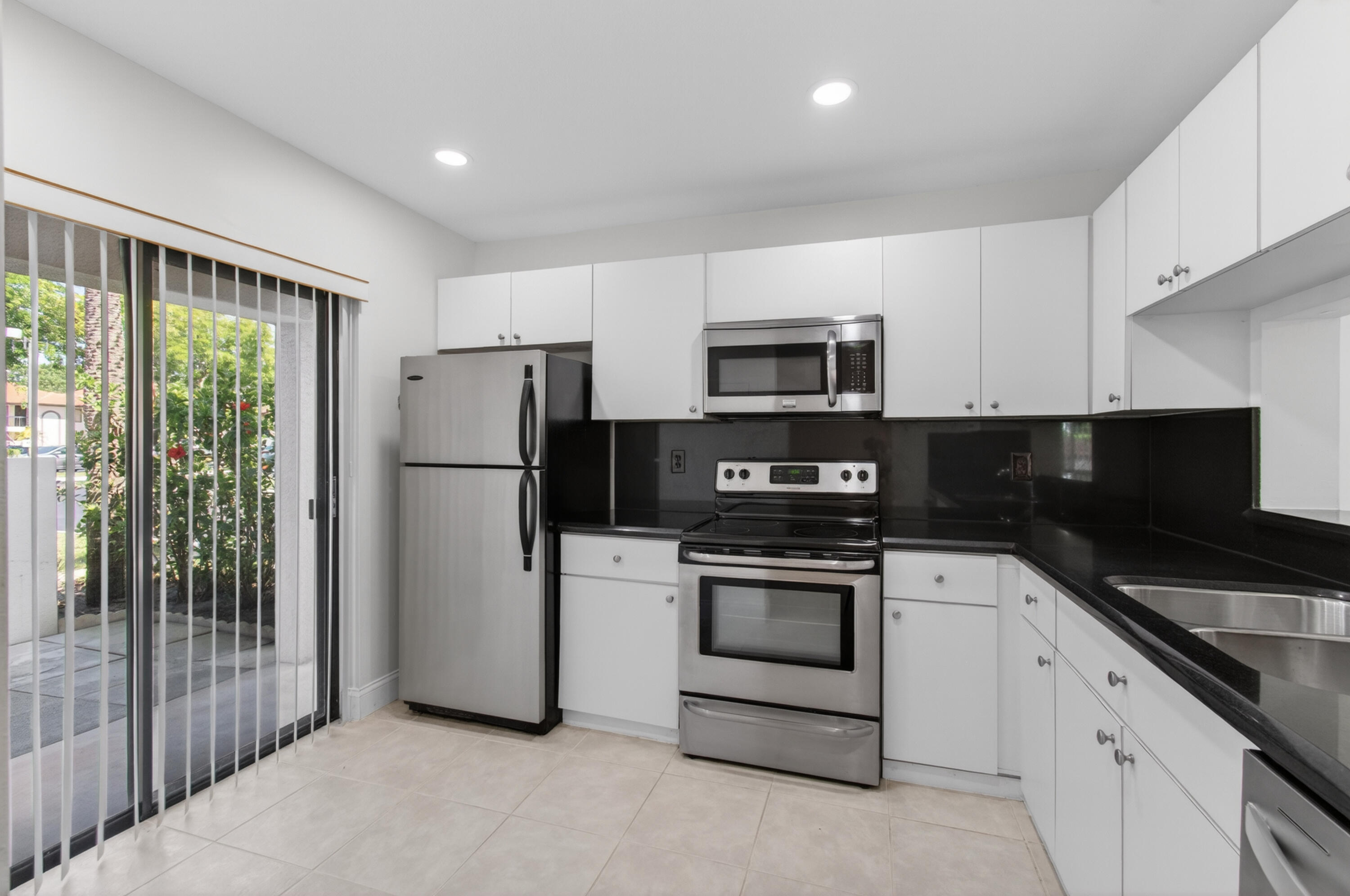 351 Club Circle, Unit 101 Boca Raton, FL 33487 - Photo 28 of 55 28-print-DSC_8900