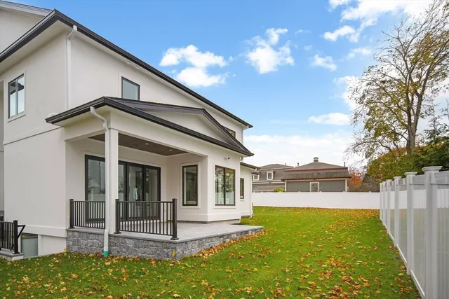 $3,298,000 | 34 Pershing Road, Needham, MA 02494