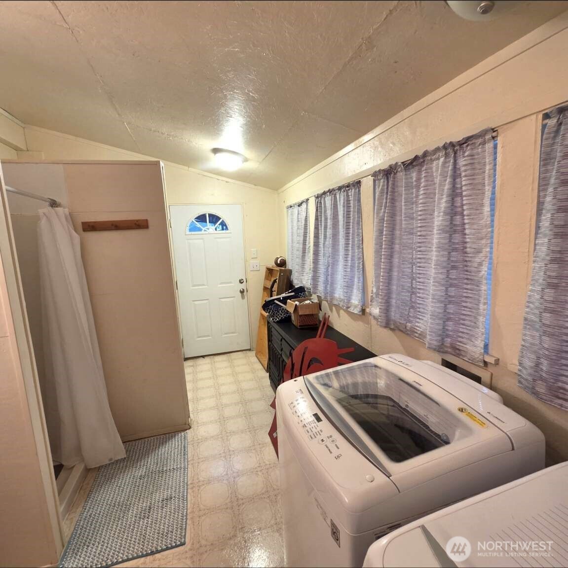 12245 South Lakeshore Road, Unit 44 Chelan, WA 98816 - Photo 9 of 18