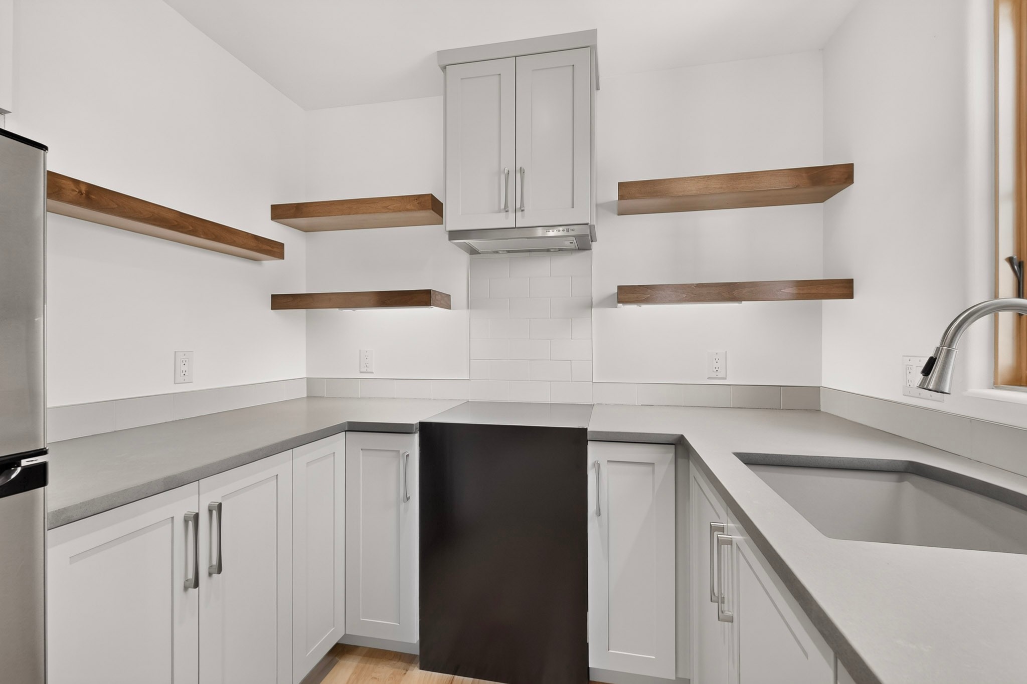39 Cuesta Road Santa Fe, NM 87508 - Photo 62 of 70 Studio nook