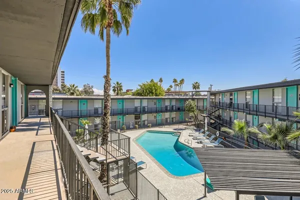 $1,326 | 1645 East Thomas Road, Unit 2, Phoenix, AZ 85016