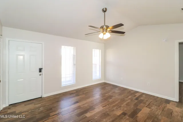 $1,800 | 6213 Magnolia Lakes Drive, Olive Branch, MS 38654