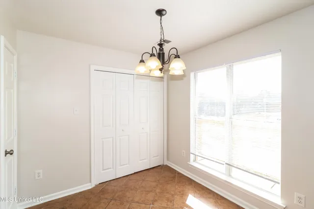 $1,800 | 6213 Magnolia Lakes Drive, Olive Branch, MS 38654