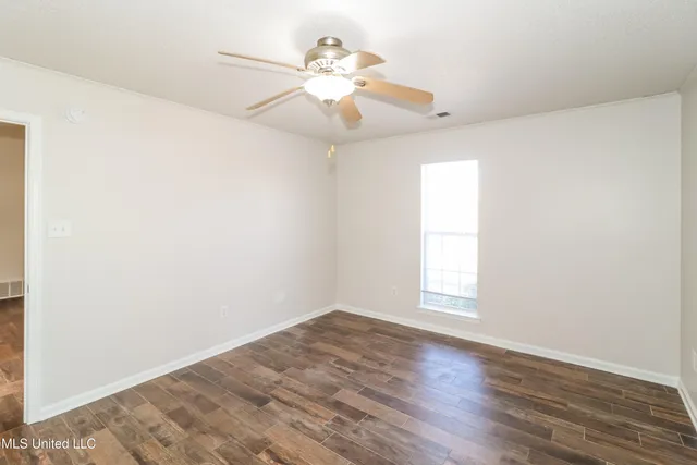 $1,800 | 6213 Magnolia Lakes Drive, Olive Branch, MS 38654