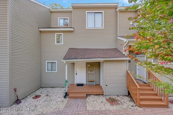$210,000 | 3305 Windemere Drive, Unit 3305, Bushkill, PA 18324