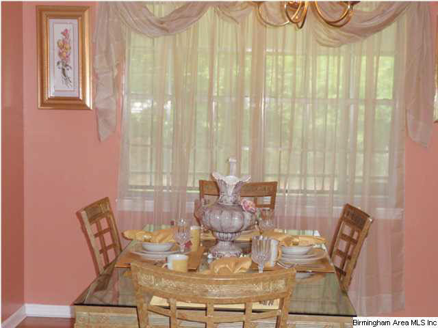 709 Greenbriar Road Fairfield, AL 35064 - Photo 4 of 19