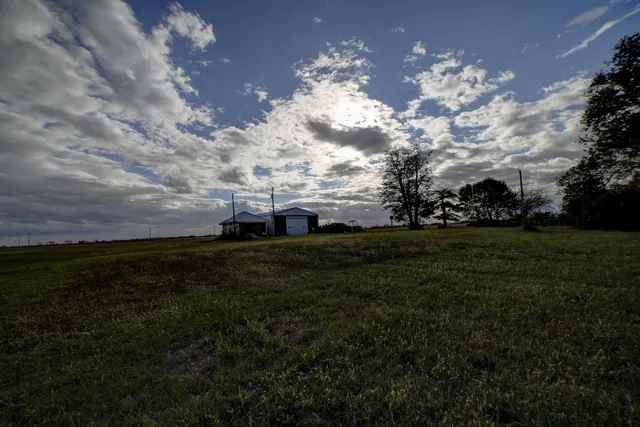 a view of building with outdoor space
