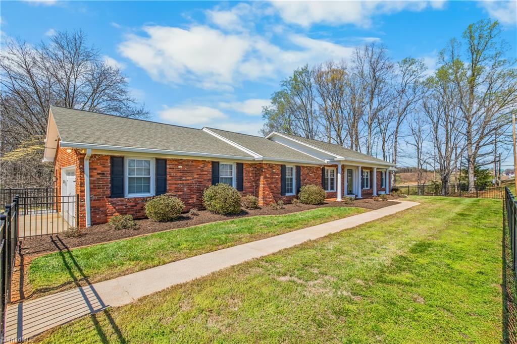 1120 Bethania-Rural Hall Road Rural Hall, NC 27045 - Photo 5 of 44 Front
