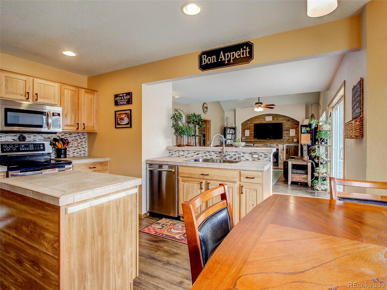 1432 Reeves Drive Fort Collins, CO 80526 - Photo 12 of 35 Gallery Image 12