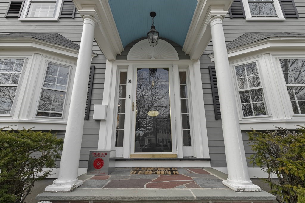 10 Standish Road Milton, MA 02186 - Photo 28 of 28 a front view of a building