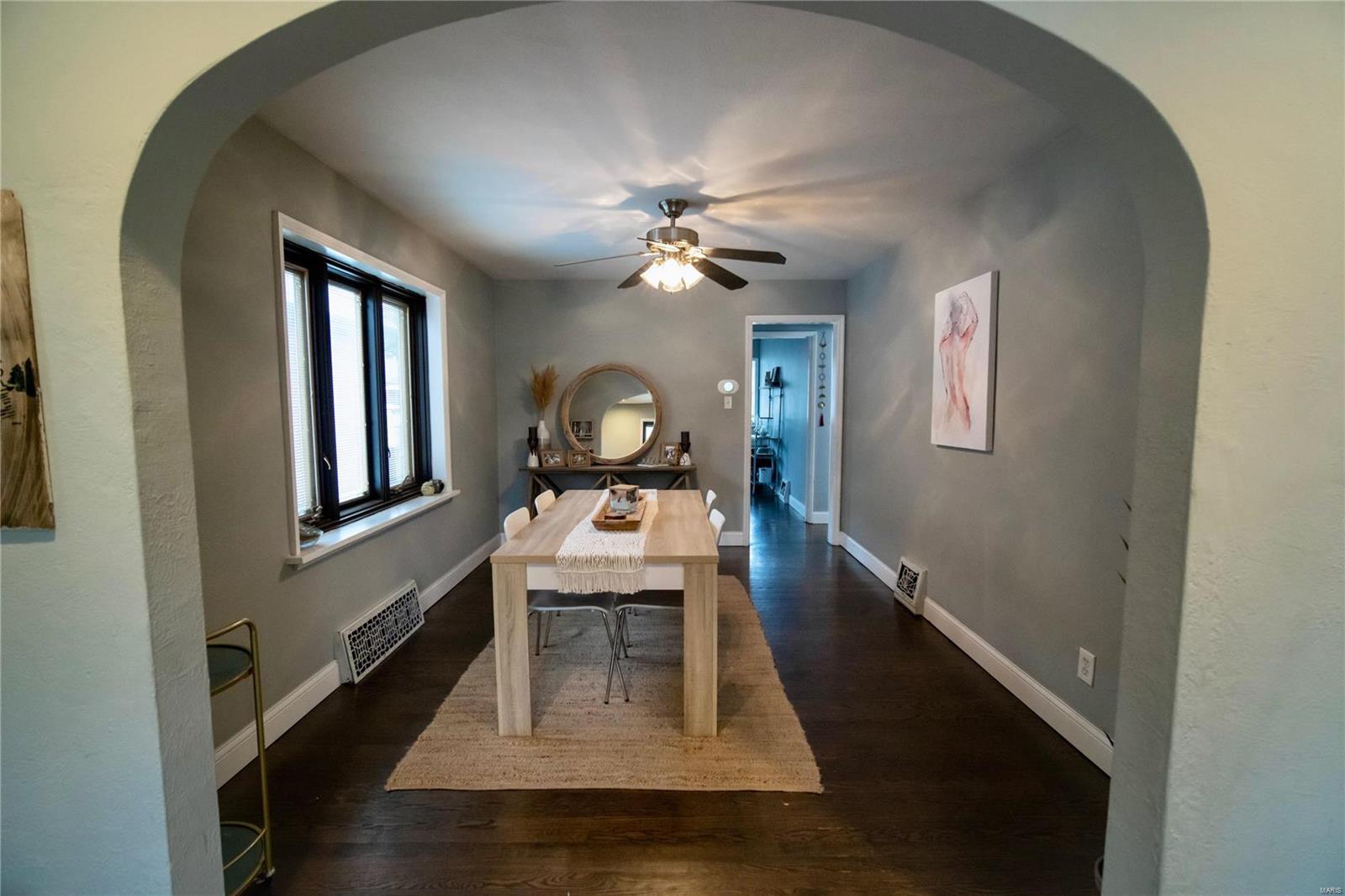 9304 MacKenzie Road St. Louis, MO 63123 - Photo 8 of 12