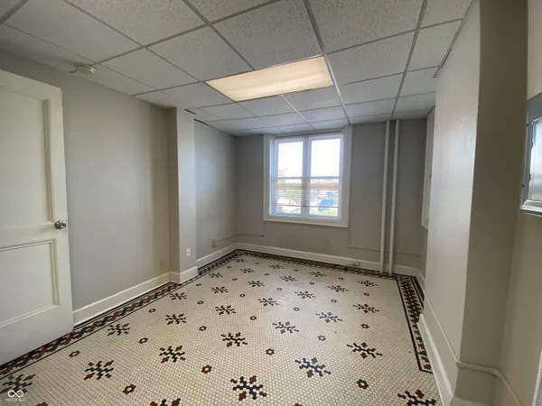 $750 | 201 East Pike Street, Unit 101, Crawfordsville, IN 47933